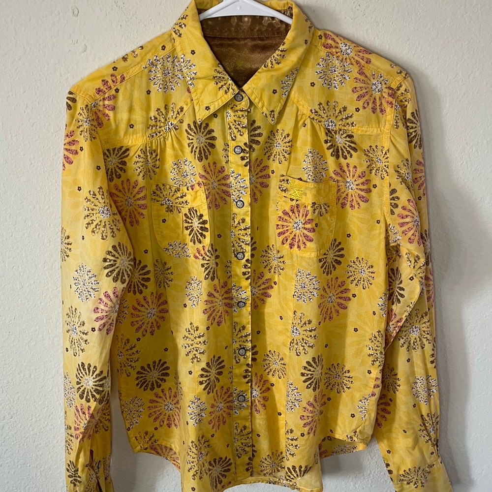 twentyX yellow floral button down, size M